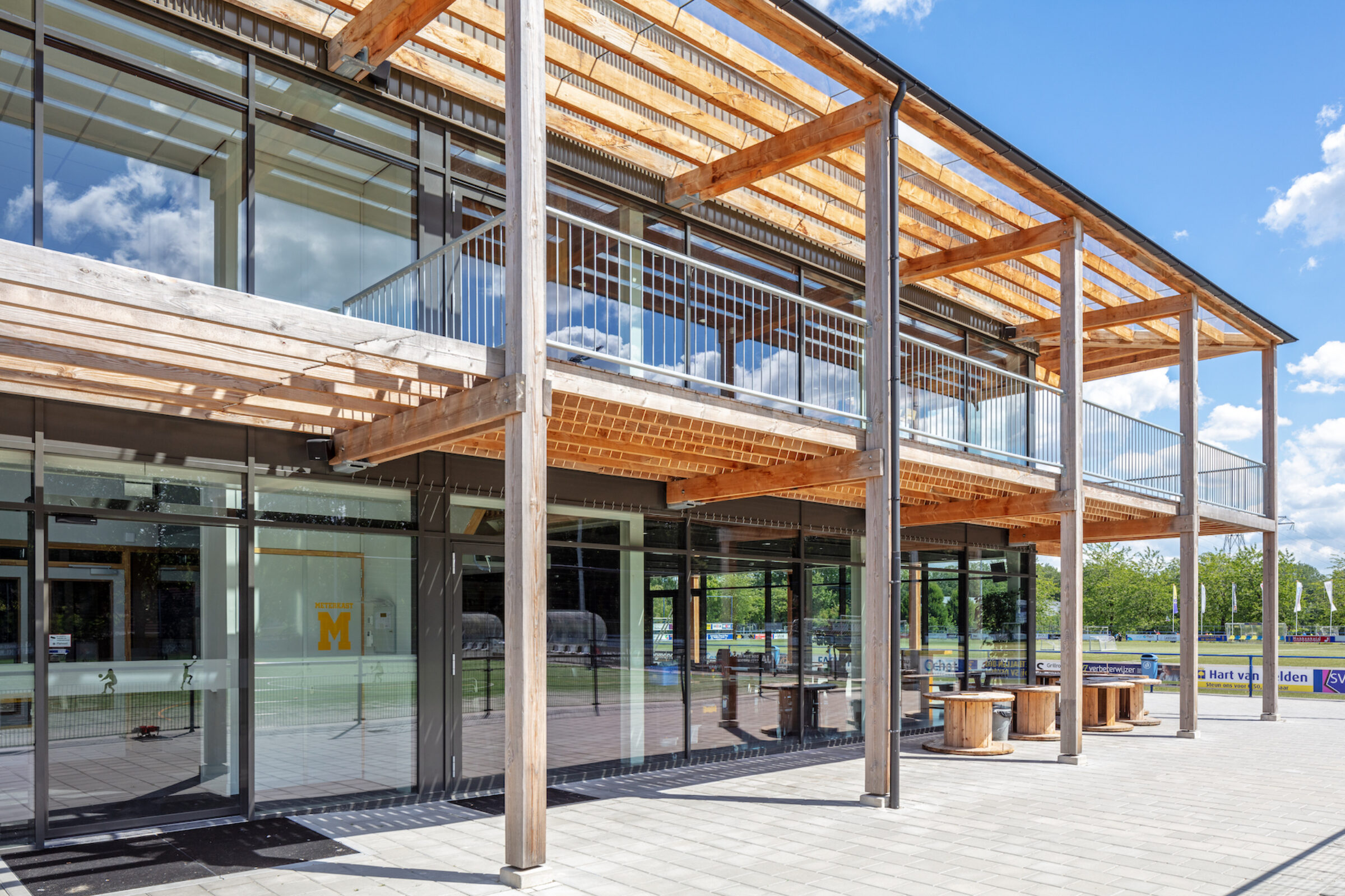 DELDEN SPORTHAL 04 4 R8 A0526