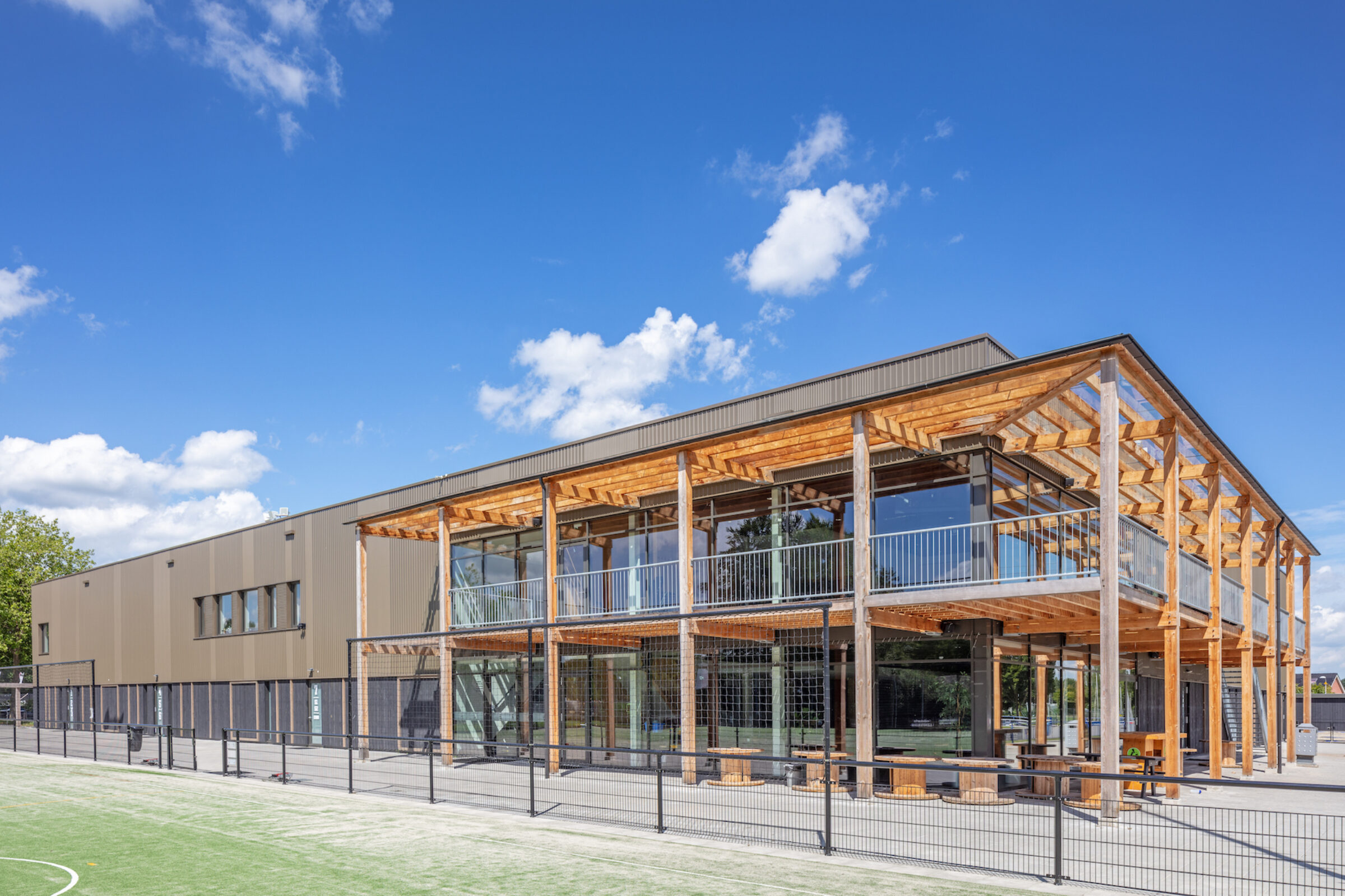 DELDEN SPORTHAL 06 4 R8 A0540